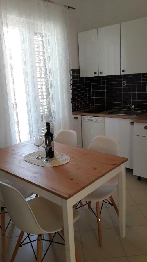 Apartmani Vitturi Kaštela Екстериор снимка